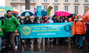 la-pauvrete-et-les-inegalites-avancent-la-france-recule-en-matiere-de-solidarite-internationale